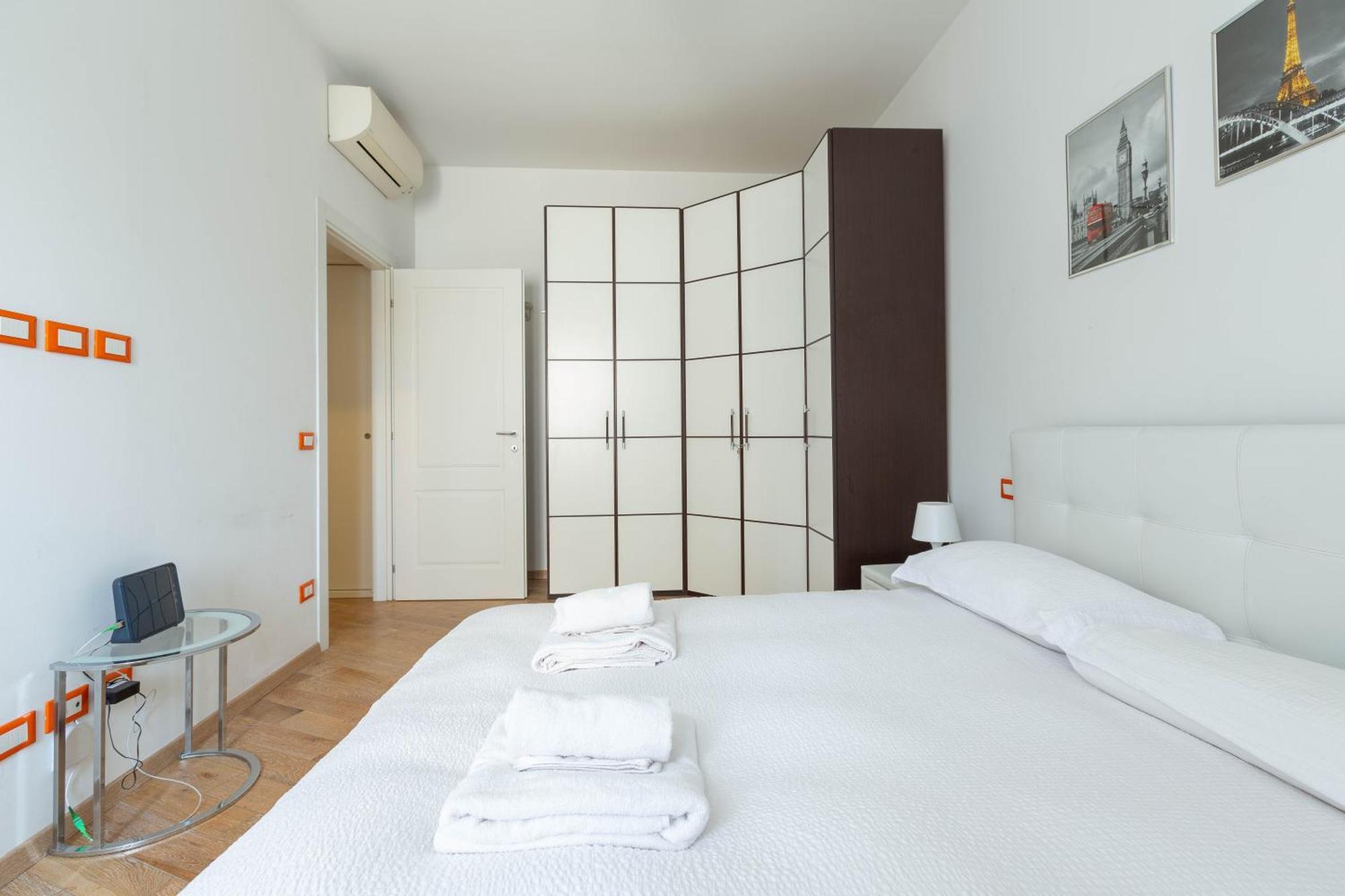 Porta Romana Comfy Apartment Milánó Kültér fotó